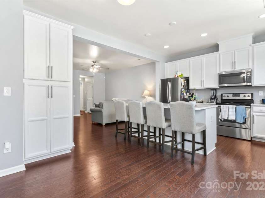 7333 Dulnian Way, Charlotte, NC 28278.  MLS# CAR4203818, YatesRealty ID 1318. 