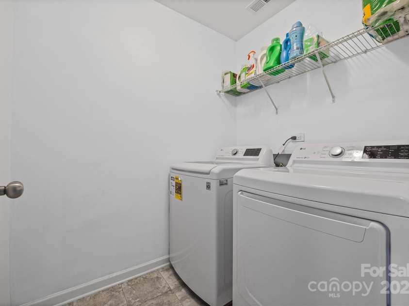 7333 Dulnian Way, Charlotte, NC 28278.  MLS# CAR4294011, YatesRealty ID 1318. 