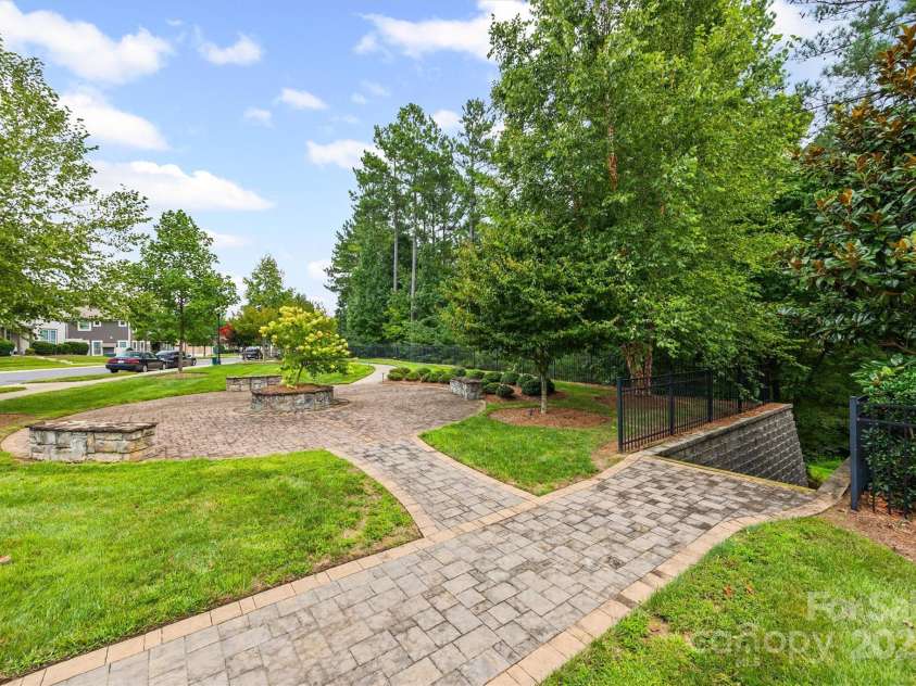 7333 Dulnian Way, Charlotte, NC 28278.  MLS# CAR4294011, YatesRealty ID 1318. 