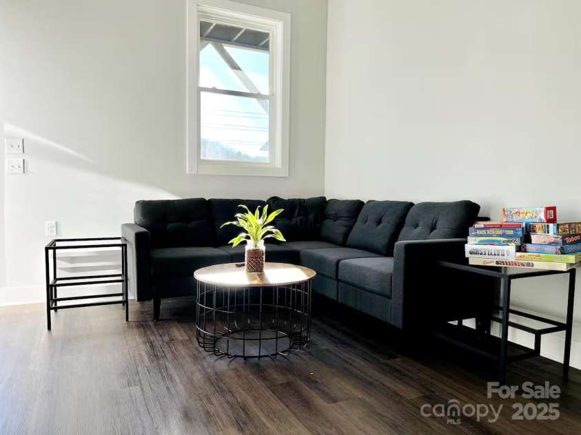 1061 Riverside Drive, Asheville, NC 28804.  MLS# CAR4330744, YatesRealty ID 13181. 