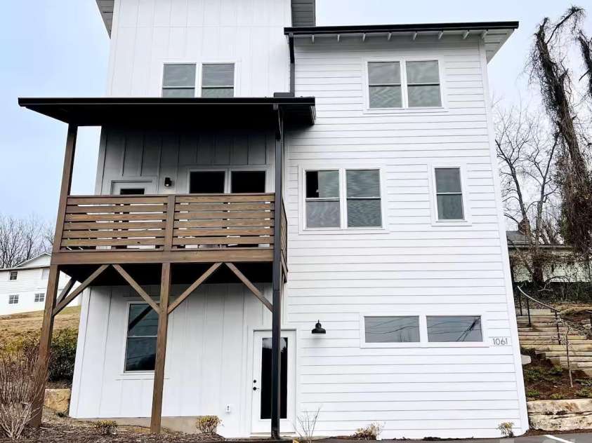 1061 Riverside Drive, Asheville, NC 28804.  MLS# CAR4330744, YatesRealty ID 13181. 