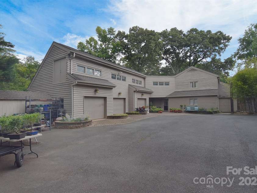 9625 Surface Hill Road, Mint Hill, NC 28227.  MLS# CAR4257822, YatesRealty ID 13181. 