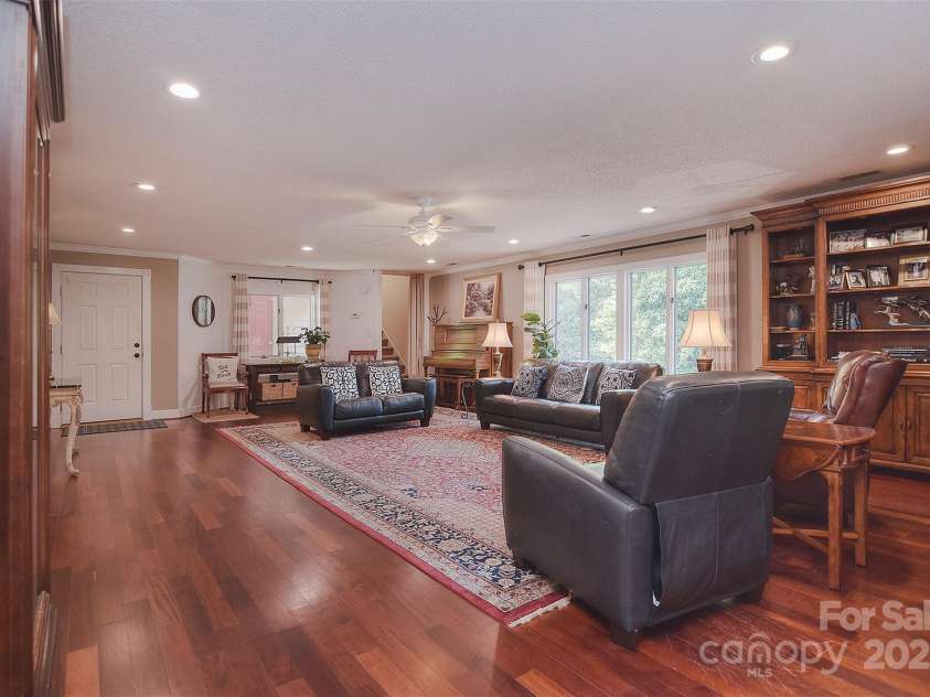 9625 Surface Hill Road, Mint Hill, NC 28227.  MLS# CAR4257822, YatesRealty ID 13181. 