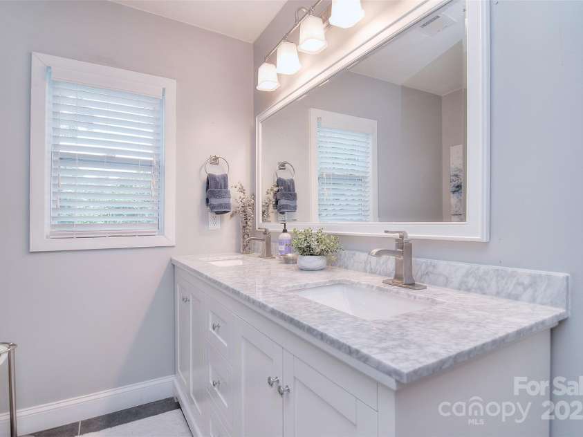 9625 Surface Hill Road, Mint Hill, NC 28227.  MLS# CAR4257822, YatesRealty ID 13181. 