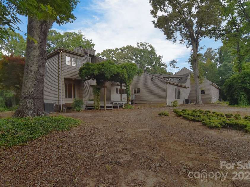 9625 Surface Hill Road, Mint Hill, NC 28227.  MLS# CAR4257822, YatesRealty ID 13181. 