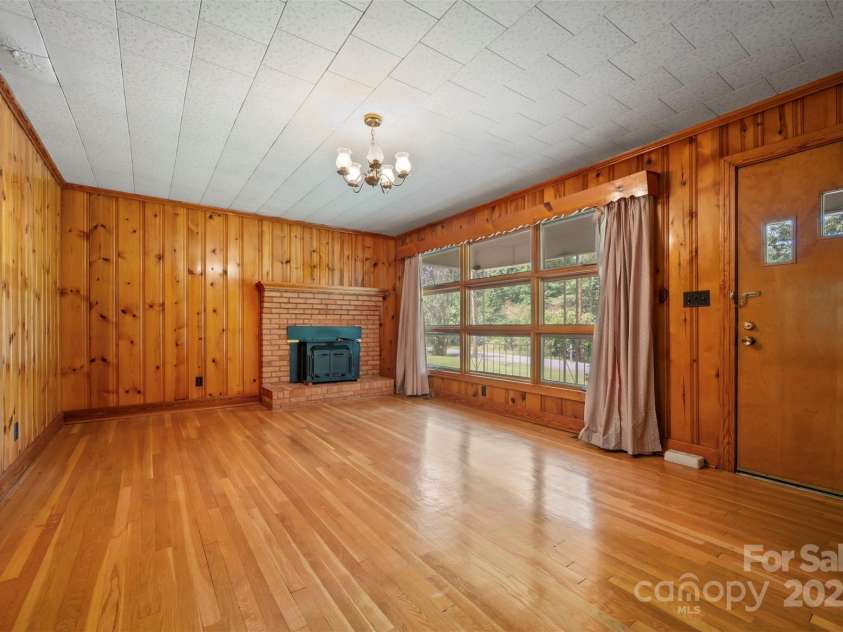 113 Dogwood Avenue, Forest City, NC 28043.  MLS# CAR4251521, YatesRealty ID 13185. 