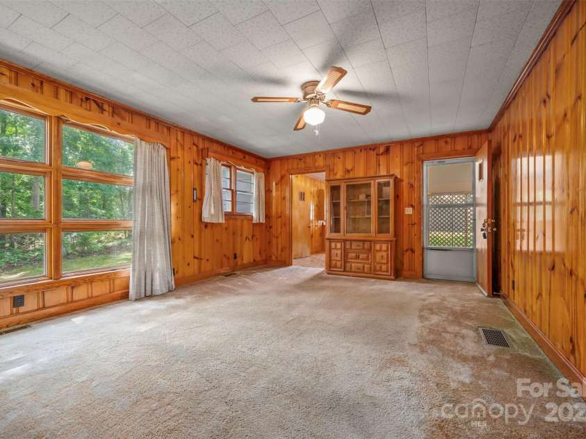 113 Dogwood Avenue, Forest City, NC 28043.  MLS# CAR4251521, YatesRealty ID 13185. 