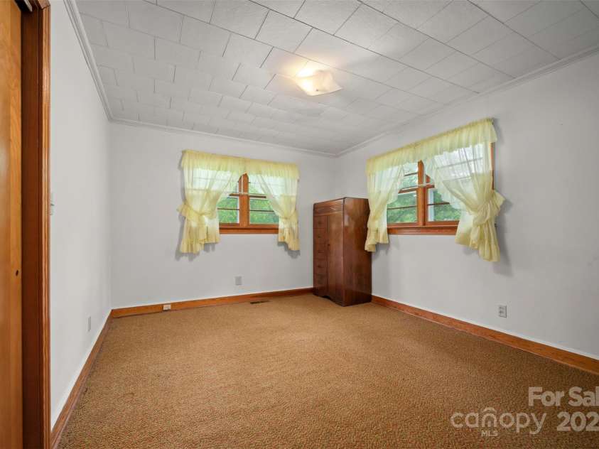 113 Dogwood Avenue, Forest City, NC 28043.  MLS# CAR4251521, YatesRealty ID 13185. 