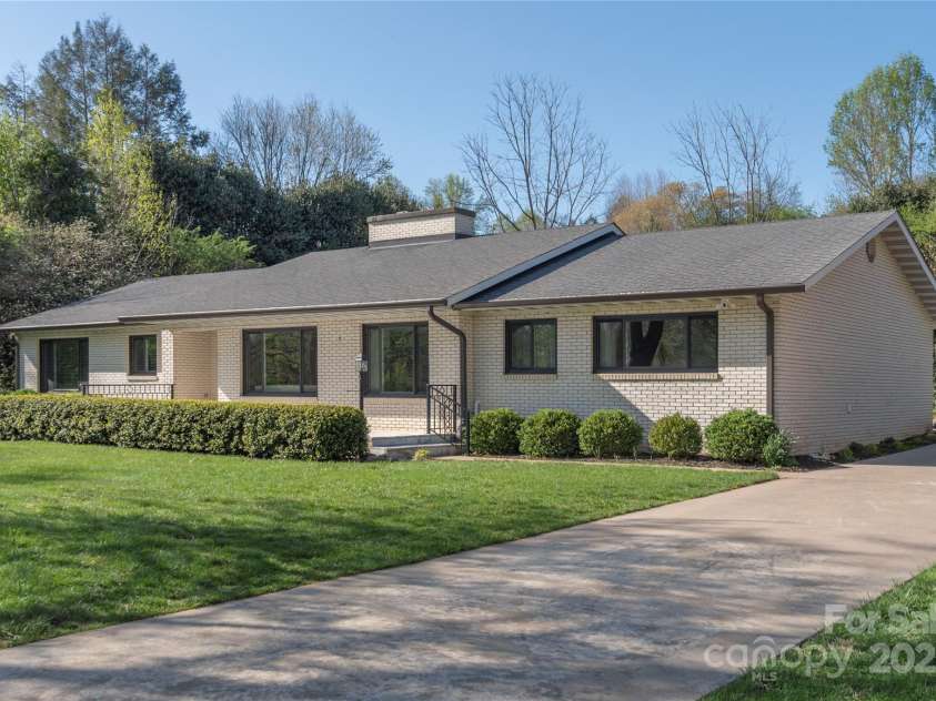 1329 Merrimon Avenue, Asheville, NC 28804.  MLS# CAR4244335, YatesRealty ID 13187. 