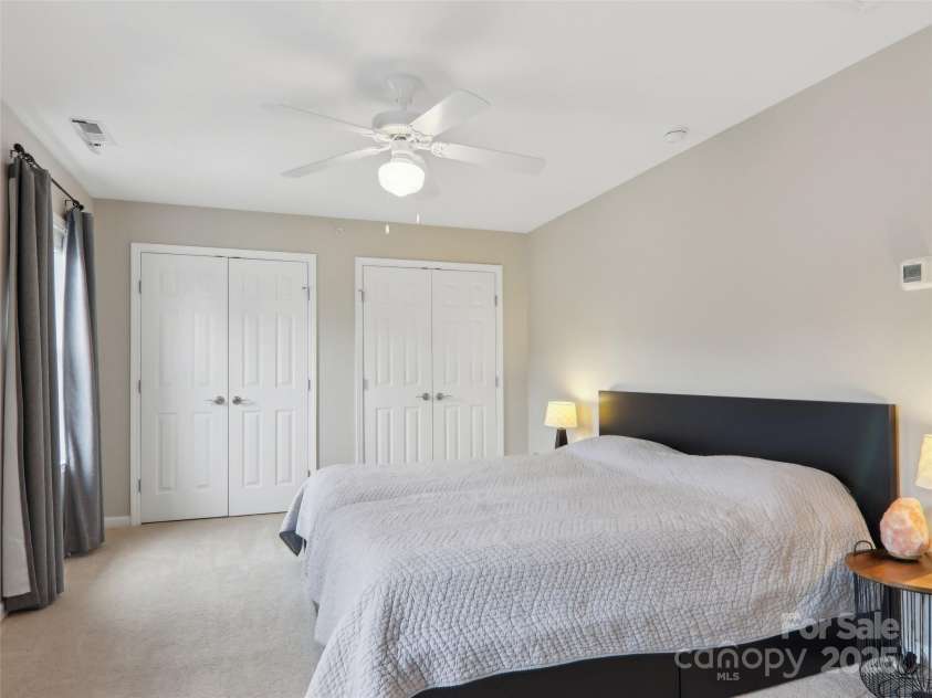 198 Alpine Ridge Drive, Asheville, NC 28806.  MLS# CAR4259639, YatesRealty ID 1319. 