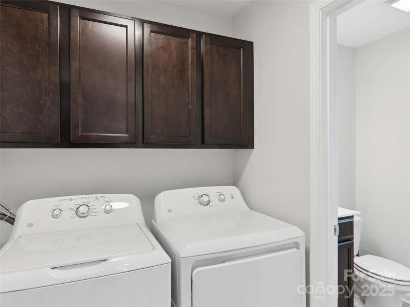 198 Alpine Ridge Drive, Asheville, NC 28806.  MLS# CAR4259639, YatesRealty ID 1319. 