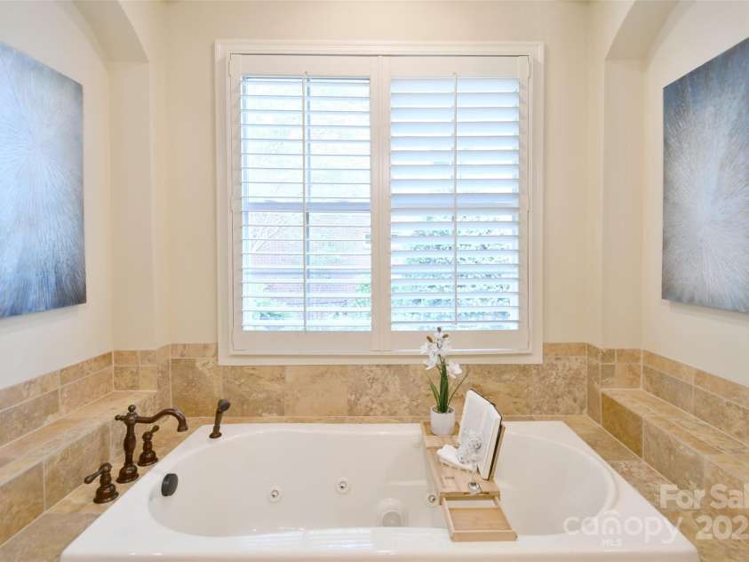 2415 Christenbury Hall Drive, Concord, NC 28027.  MLS# CAR4242367, YatesRealty ID 13191. 