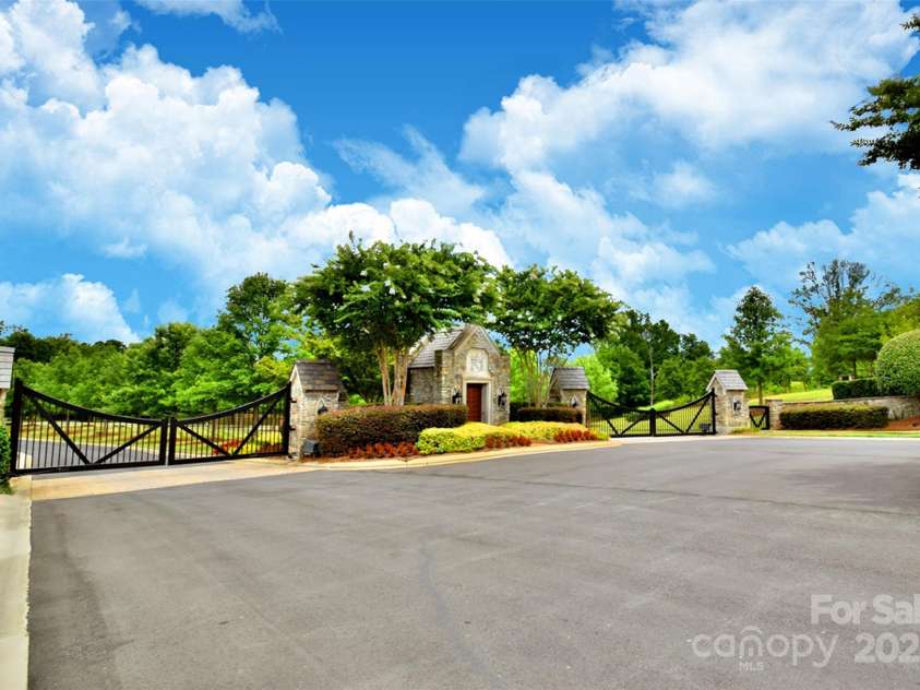 2415 Christenbury Hall Drive, Concord, NC 28027.  MLS# CAR4242367, YatesRealty ID 13191. 