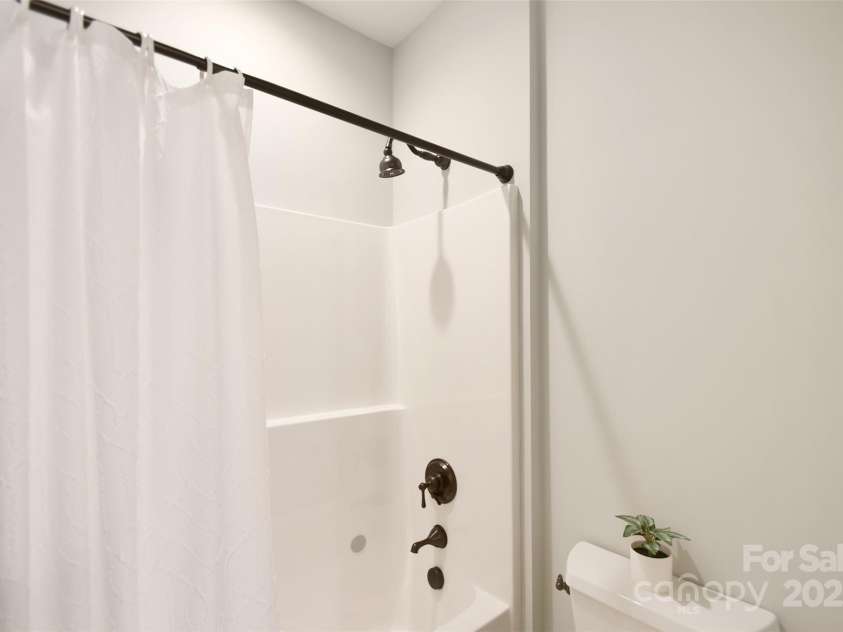 2415 Christenbury Hall Drive, Concord, NC 28027.  MLS# CAR4242367, YatesRealty ID 13191. 