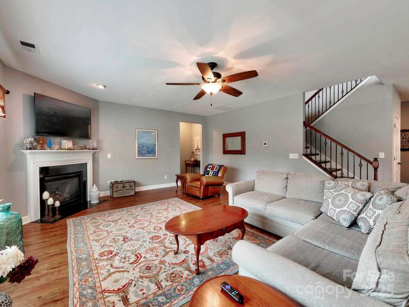 9622 Harvest Pond Avenue, Concord, NC 28027.  MLS# CAR4242006, YatesRealty ID 13192. 