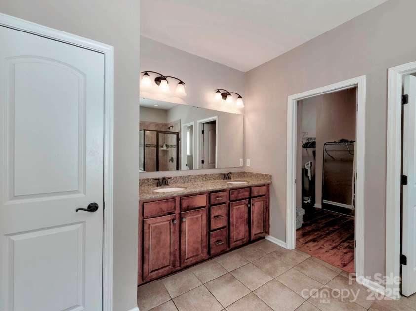 9622 Harvest Pond Avenue, Concord, NC 28027.  MLS# CAR4242006, YatesRealty ID 13192. 