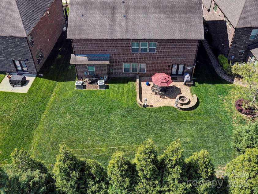 9622 Harvest Pond Avenue, Concord, NC 28027.  MLS# CAR4242006, YatesRealty ID 13192. 