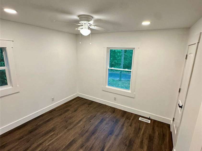 960 Bond Avenue, Gastonia, NC 28052.  MLS# CAR4250735, YatesRealty ID 13194. 