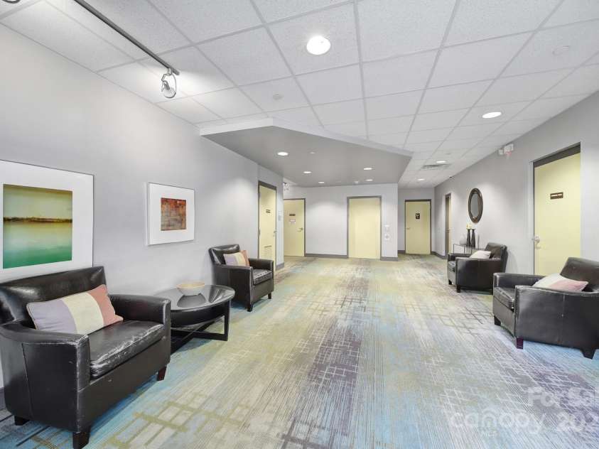 2200 Lyndhurst Avenue, Charlotte, NC 28203.  MLS# CAR4250656, YatesRealty ID 13195. 