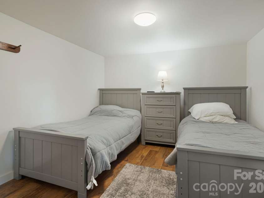 456 Maney Branch Road, Burnsville, NC 28714.  MLS# CAR4370501, YatesRealty ID 13197. 