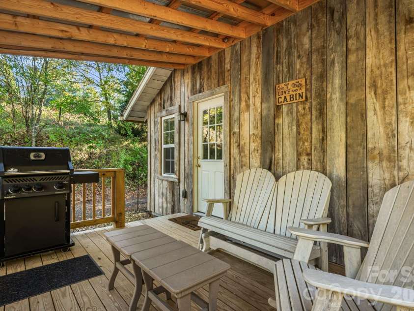 456 Maney Branch Road, Burnsville, NC 28714.  MLS# CAR4370501, YatesRealty ID 13197. 