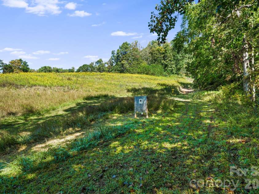 456 Maney Branch Road, Burnsville, NC 28714.  MLS# CAR4370501, YatesRealty ID 13197. 