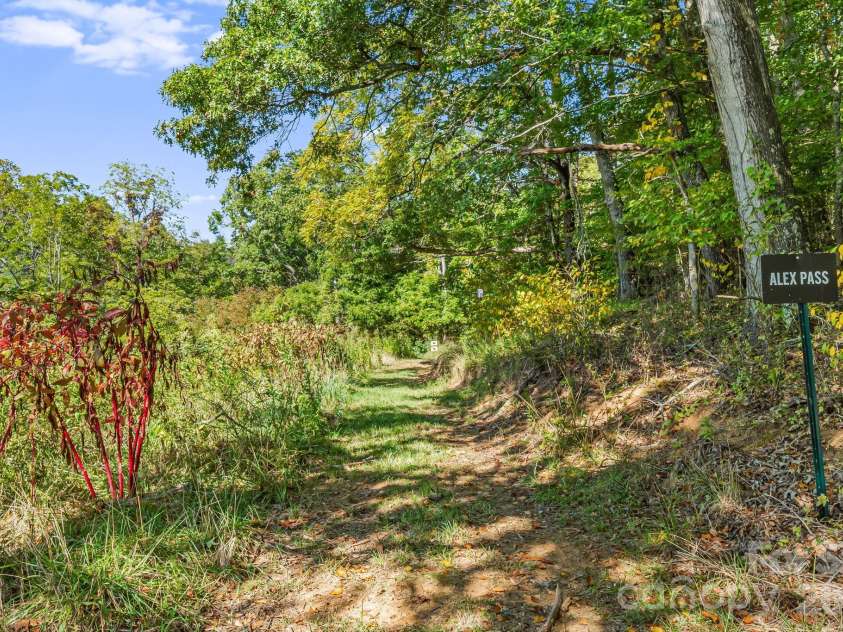 456 Maney Branch Road, Burnsville, NC 28714.  MLS# CAR4370501, YatesRealty ID 13197. 