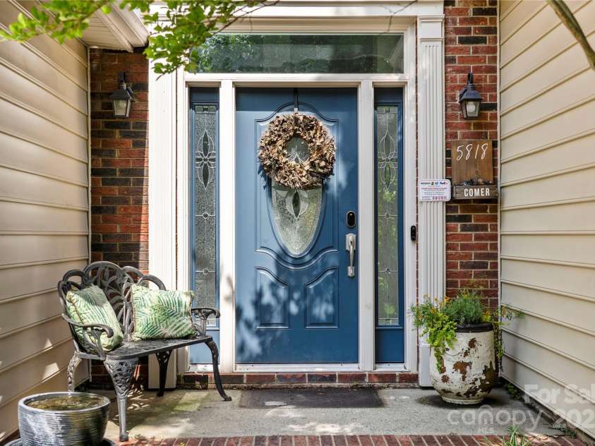 5818 Downfield Wood Drive, Charlotte, NC 28269.  MLS# CAR4253410, YatesRealty ID 13197. 