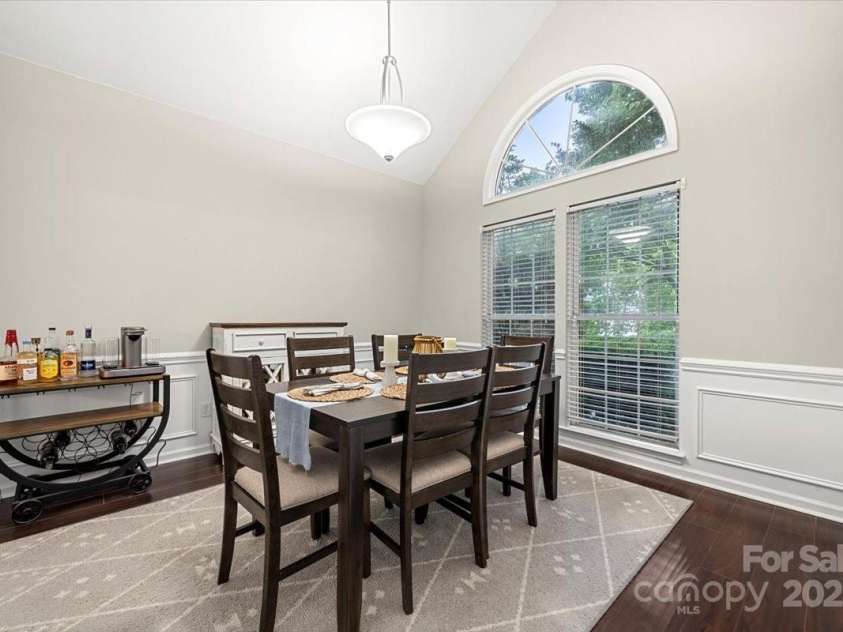 5818 Downfield Wood Drive, Charlotte, NC 28269.  MLS# CAR4253410, YatesRealty ID 13197. 