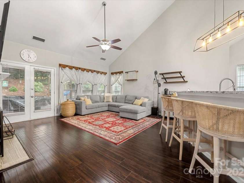 5818 Downfield Wood Drive, Charlotte, NC 28269.  MLS# CAR4253410, YatesRealty ID 13197. 