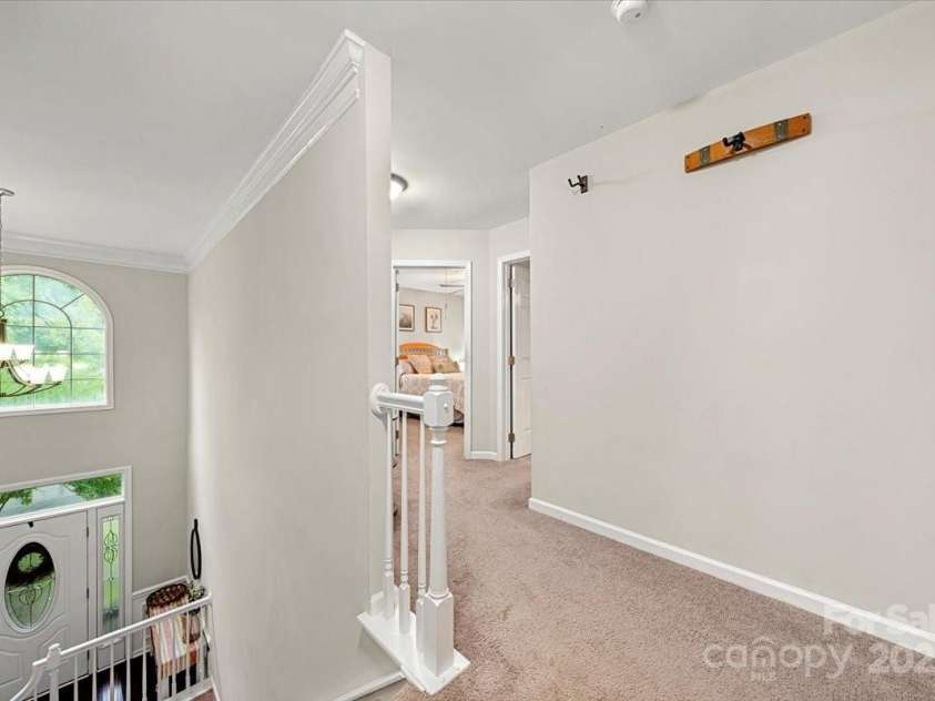 5818 Downfield Wood Drive, Charlotte, NC 28269.  MLS# CAR4253410, YatesRealty ID 13197. 