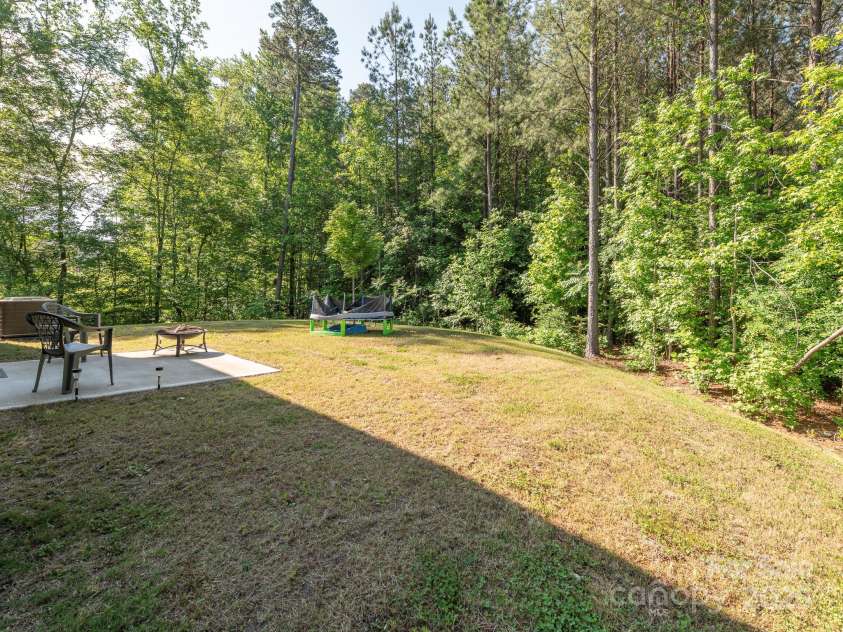 11010 Redcoat Hill Lane, Huntersville, NC 28078.  MLS# CAR4248832, YatesRealty ID 13198. Backyard