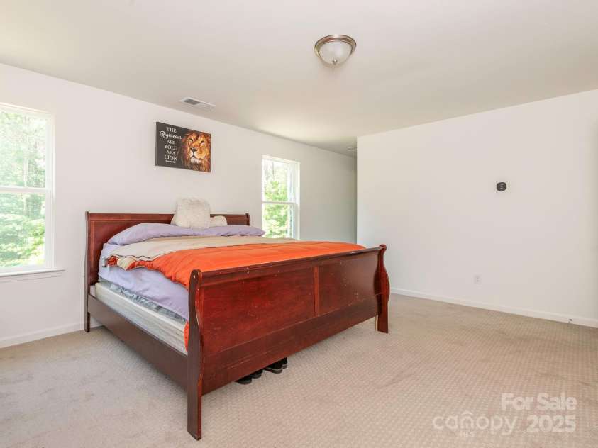 11010 Redcoat Hill Lane, Huntersville, NC 28078.  MLS# CAR4248832, YatesRealty ID 13198. Primary bathroom
