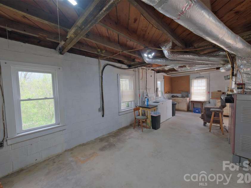 166 Spruce Street, Canton, NC 28716.  MLS# CAR4370181, YatesRealty ID 13198. 