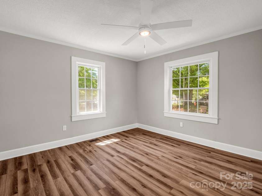 411 Sycamore Street, Lincolnton, NC 28092.  MLS# CAR4257248, YatesRealty ID 13199. Front bedroom