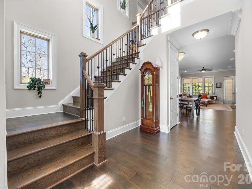 5926 Tindall Park Drive, Charlotte, NC 28210.  MLS# CAR4345108, YatesRealty ID 13199. 