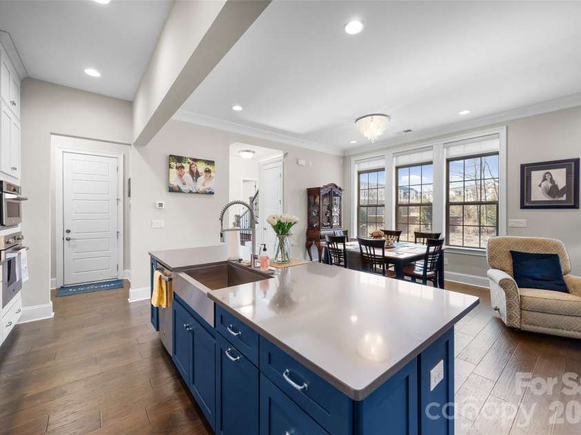 5926 Tindall Park Drive, Charlotte, NC 28210.  MLS# CAR4345108, YatesRealty ID 13199. 