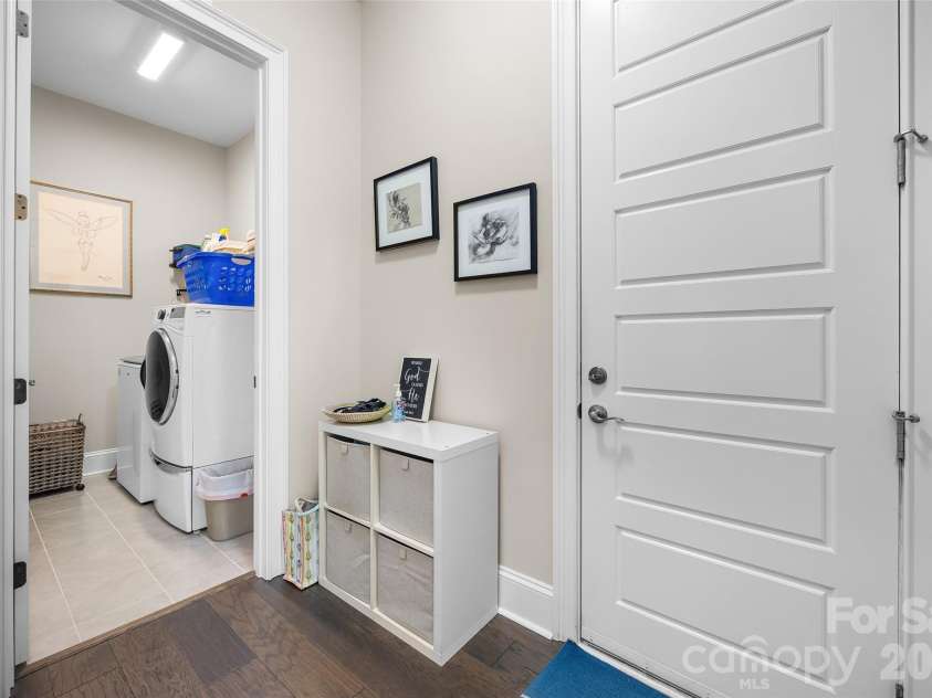 5926 Tindall Park Drive, Charlotte, NC 28210.  MLS# CAR4345108, YatesRealty ID 13199. 