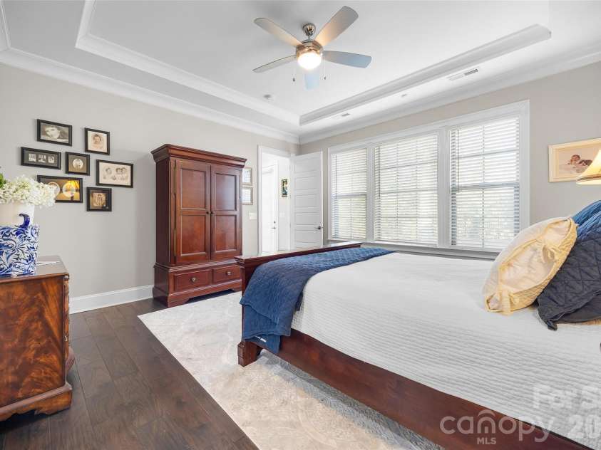 5926 Tindall Park Drive, Charlotte, NC 28210.  MLS# CAR4345108, YatesRealty ID 13199. 