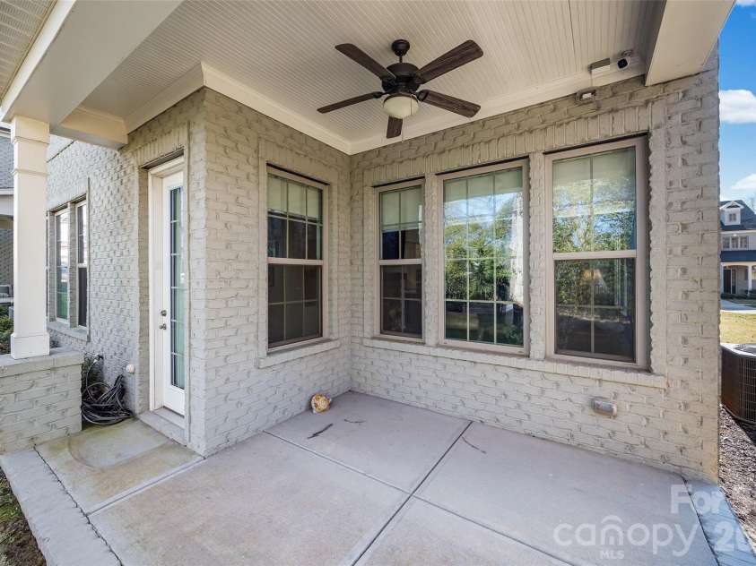 5926 Tindall Park Drive, Charlotte, NC 28210.  MLS# CAR4345108, YatesRealty ID 13199. 
