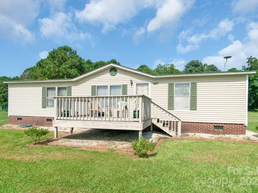 1827 Brown Road, Richburg, SC 29729.  MLS# CAR4282873, YatesRealty ID 132. 