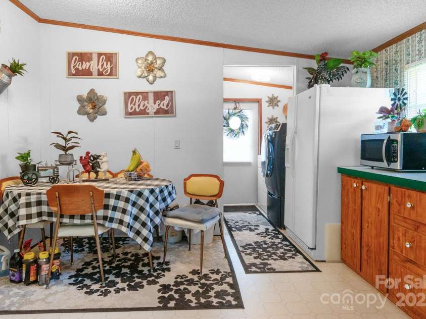 1827 Brown Road, Richburg, SC 29729.  MLS# CAR4282873, YatesRealty ID 132. 