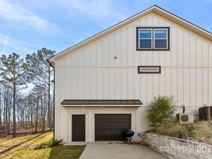 40934 Deer Haven Drive, Albemarle, NC 28001.  MLS# CAR4224032, YatesRealty ID 1320. 