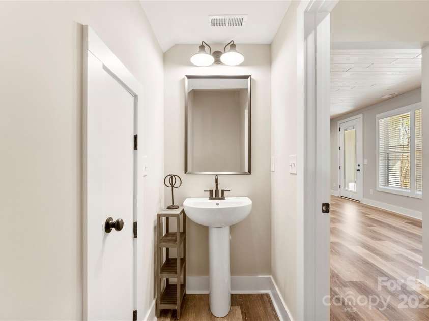 40934 Deer Haven Drive, Albemarle, NC 28001.  MLS# CAR4224032, YatesRealty ID 1320. 