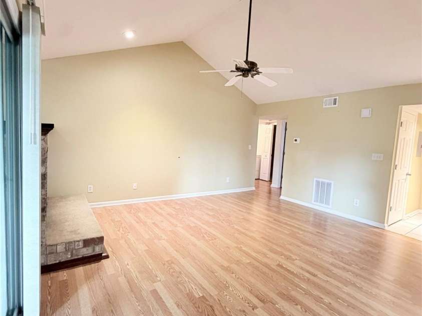 5839 Harris Grove Lane, Charlotte, NC 28212.  MLS# CAR4406071, YatesRealty ID 1320. 