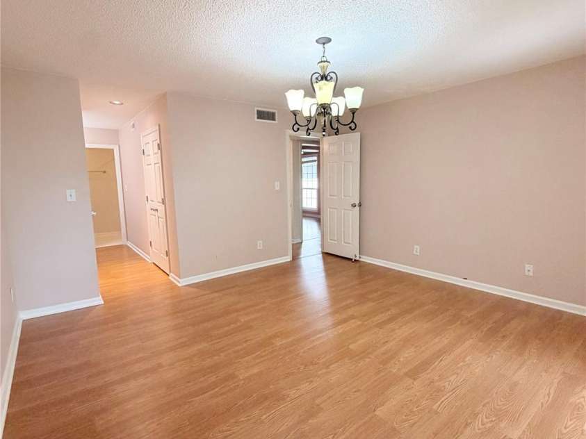 5839 Harris Grove Lane, Charlotte, NC 28212.  MLS# CAR4406071, YatesRealty ID 1320. 
