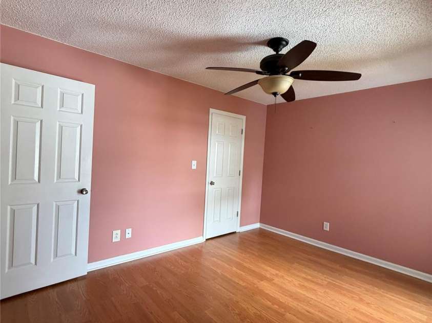5839 Harris Grove Lane, Charlotte, NC 28212.  MLS# CAR4406071, YatesRealty ID 1320. 