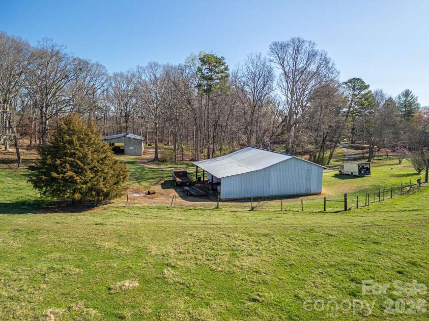 221 Lee Black Road, Cherryville, NC 28021.  MLS# CAR4350186, YatesRealty ID 13200. 