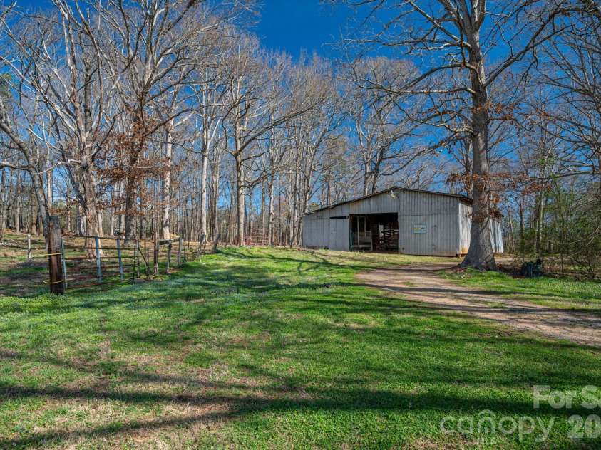 221 Lee Black Road, Cherryville, NC 28021.  MLS# CAR4350186, YatesRealty ID 13200. 