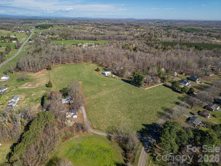 221 Lee Black Road, Cherryville, NC 28021.  MLS# CAR4350186, YatesRealty ID 13200. 